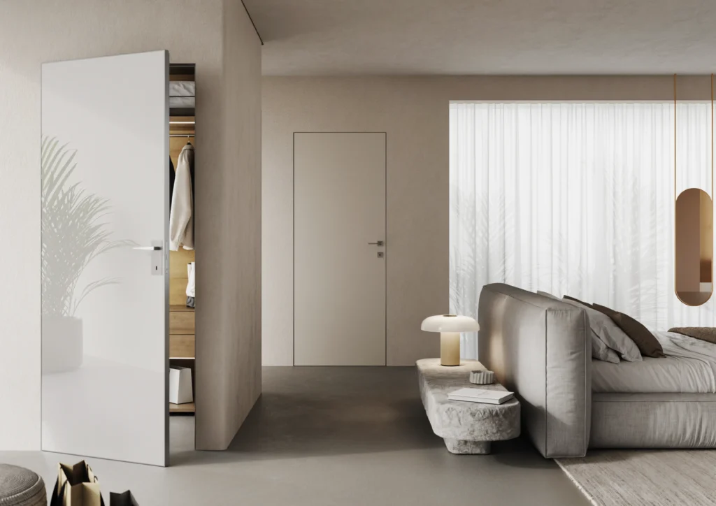 (A sinistra) Collezione: Raso Muro, Modello: Golden Ghost, Finitura: Vetro laccato bianco, Maniglia: Linea Cromo satinato. (A destra) Collezione: Raso Muro, Modello: 50, Finitura: Laccato Bianco, Maniglia: Luce P 02 Cromo satinato.