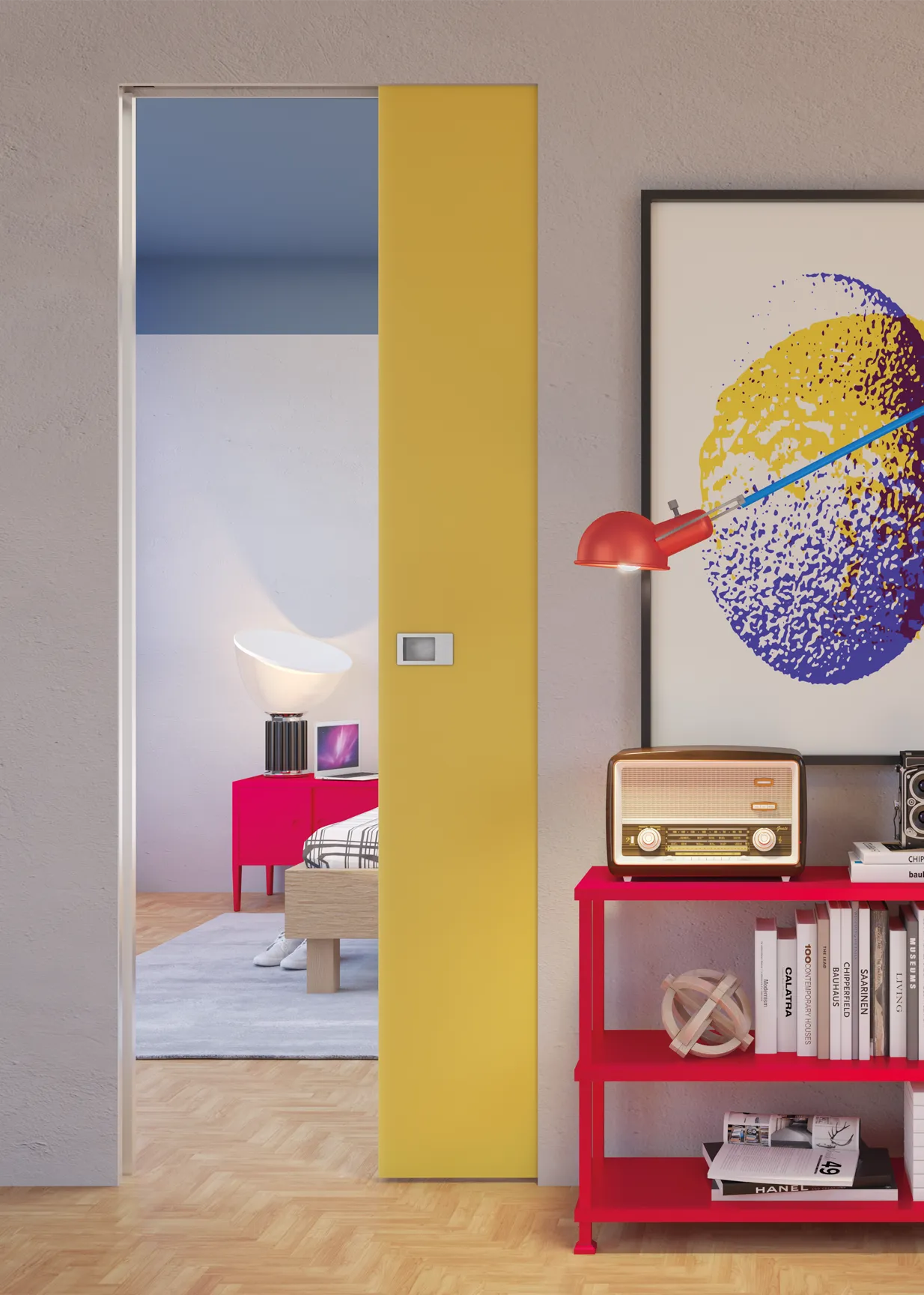 Collezione: Raso Muro, Modello: 50 Scorrevole interno muro, Finitura: Laccato RAL 1012, Maniglia: Loto Cromo satinato Porta interna scorrevole a scomparsa Raso Muro, laccato giallo, separa soggiorno e camera da letto, ambiente con libreria rossa.